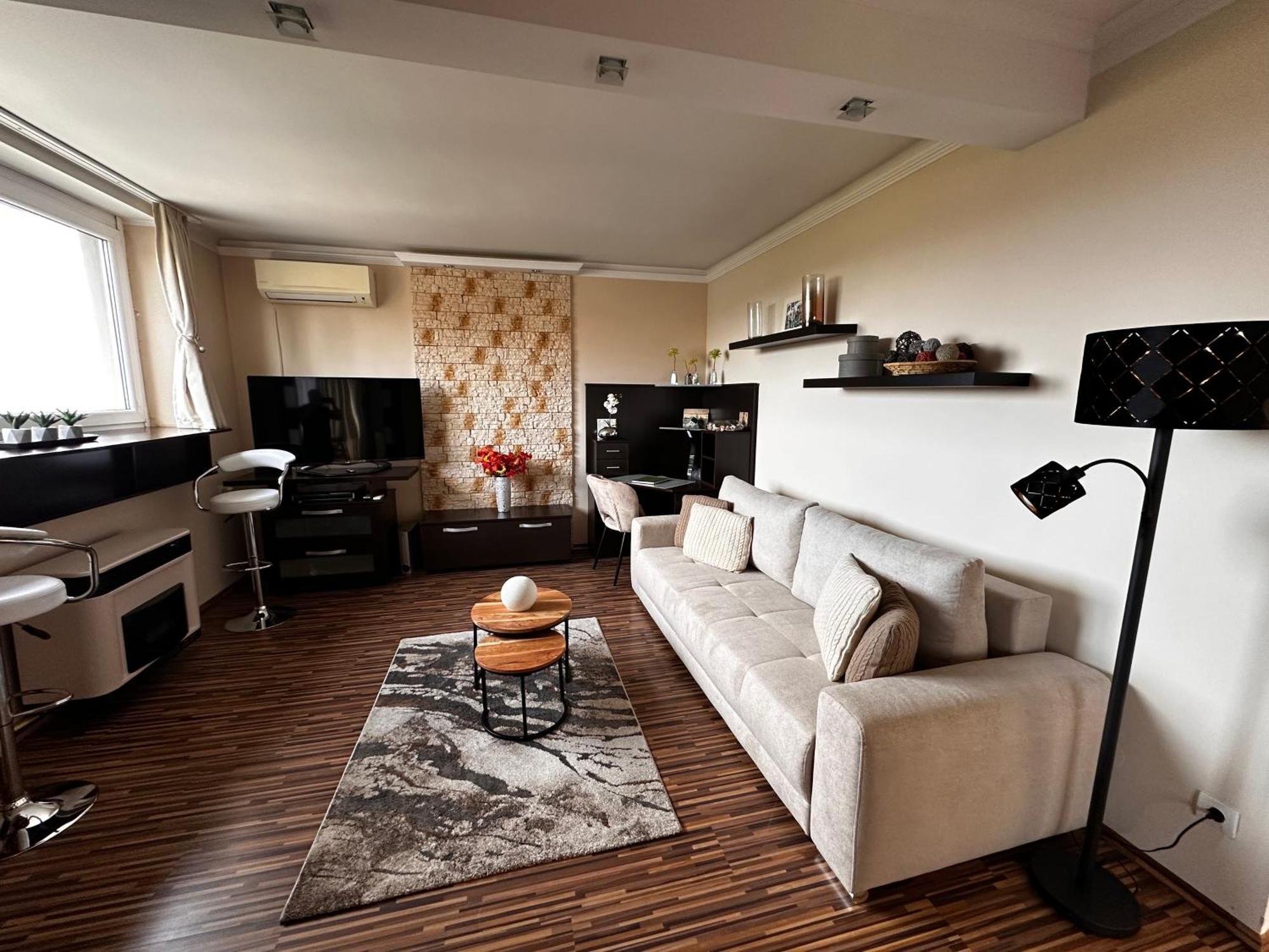 Apartment On Gellert Hill Downtown With Free Garage & Castle View Budapest Luaran gambar